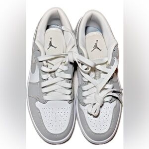 Air Jordan Low White and Gray Sneakers Men’s 6/Women’s 8